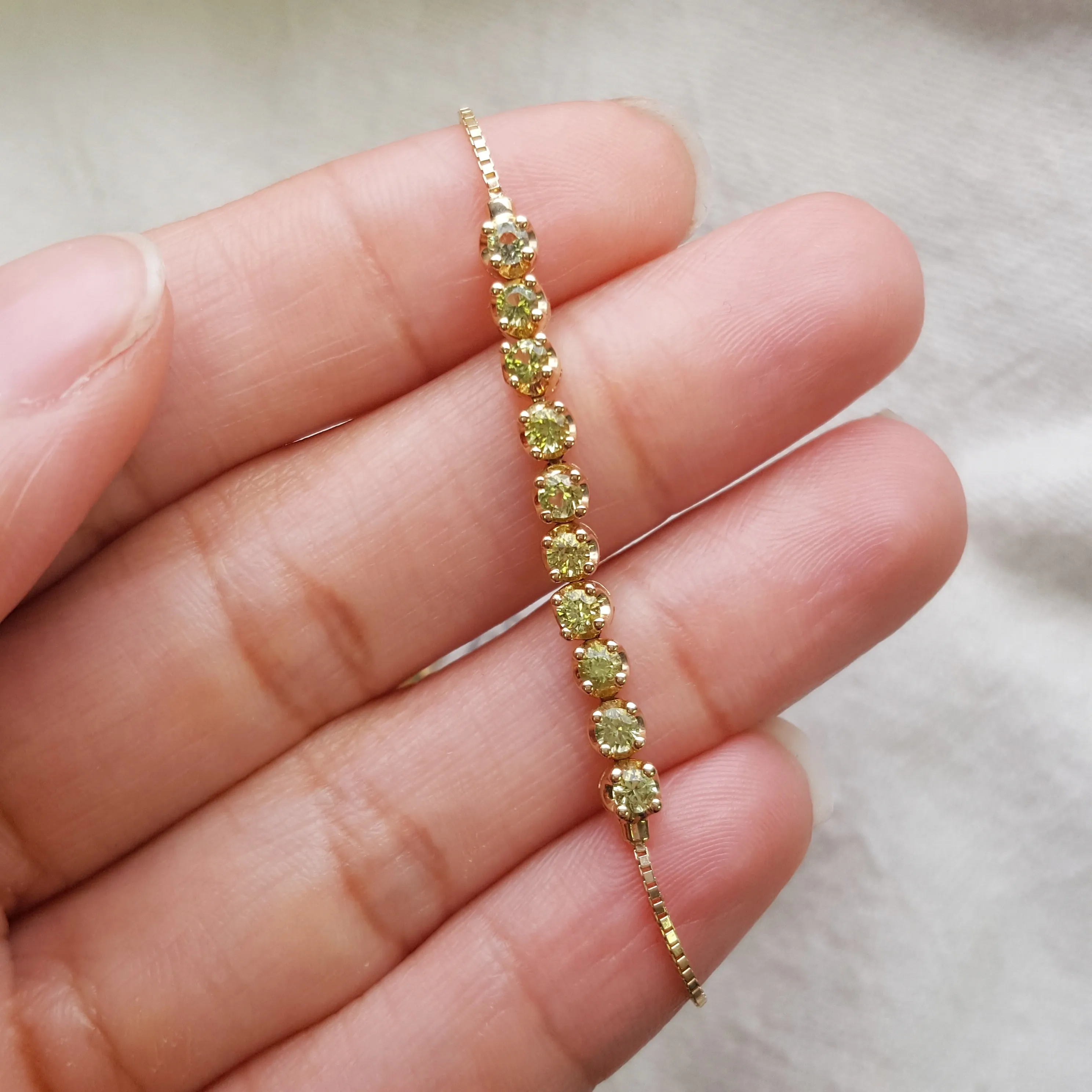 Arizona Peridot Gold Bolo Bracelet
