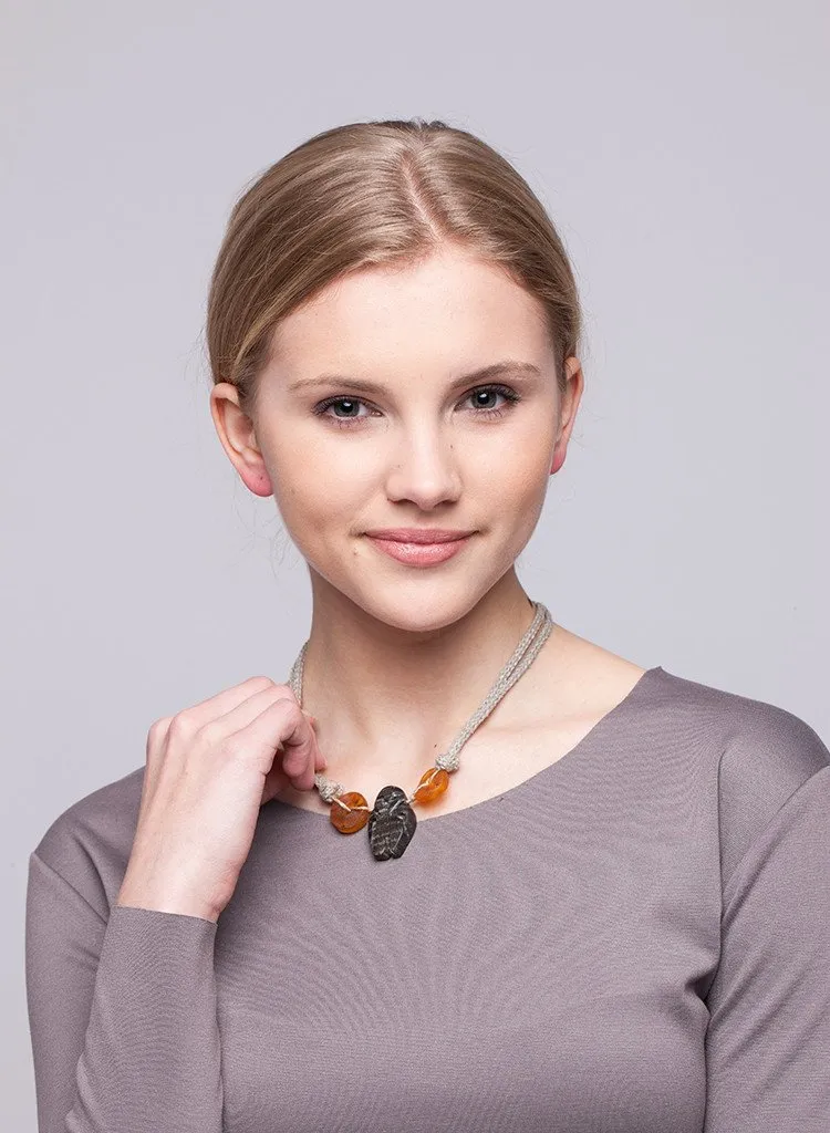 ARTISANAL AMBER NECKLACE  - FOR A DECIDEDLY UNIQUE STYLE