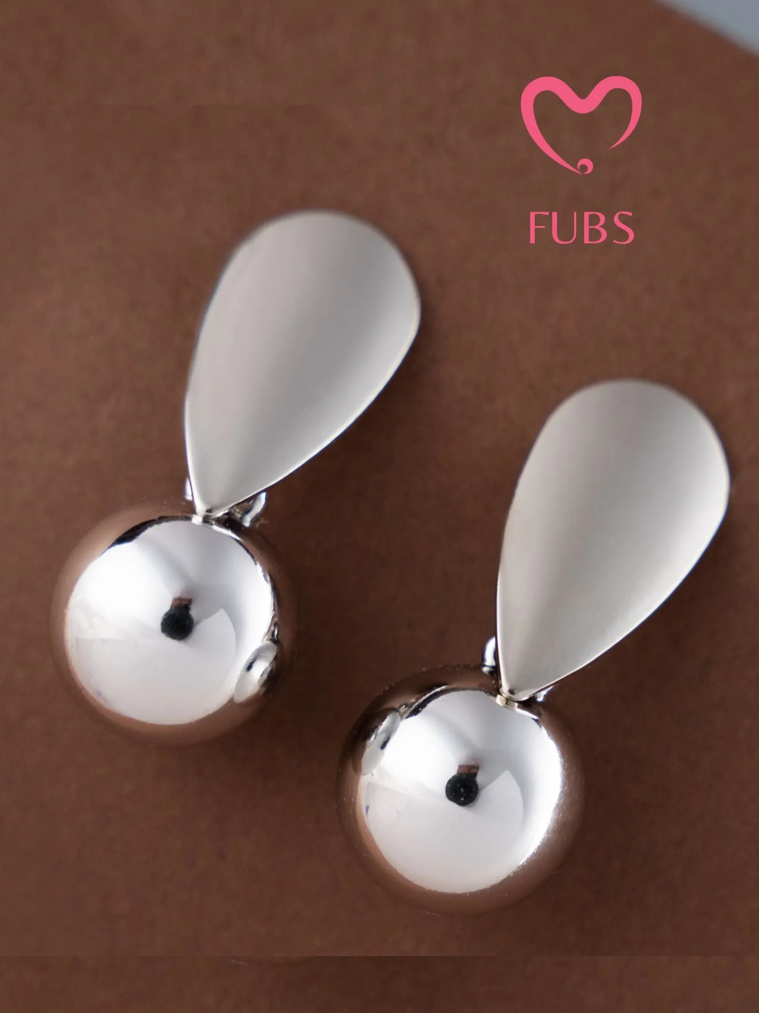 Drop ENAMELLED PEARL EARRINGS (Silver)
