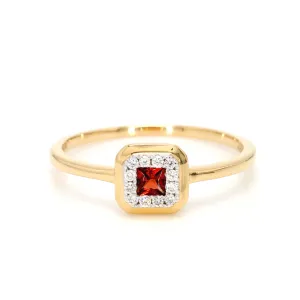 Garnet and Diamond Ring