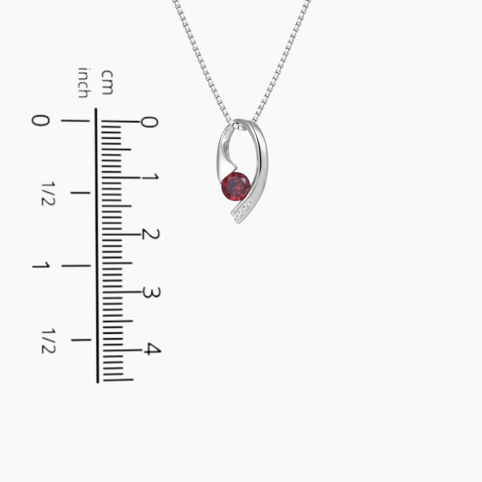 Garnet Rio Pendant Necklace in Sterling Silver