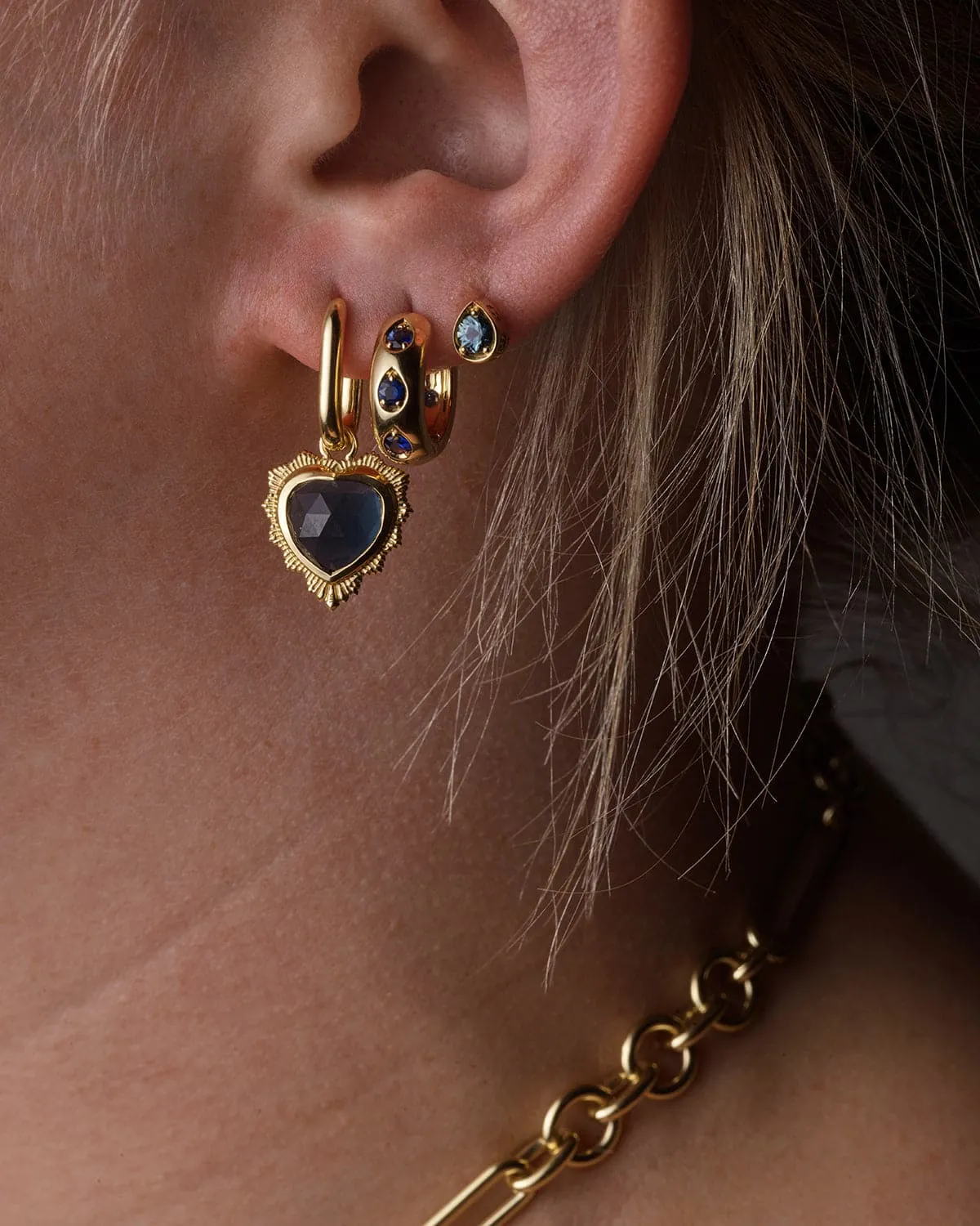 Gemstone Heart - Love : London Blue Topaz Medallion with Oval Pushgate