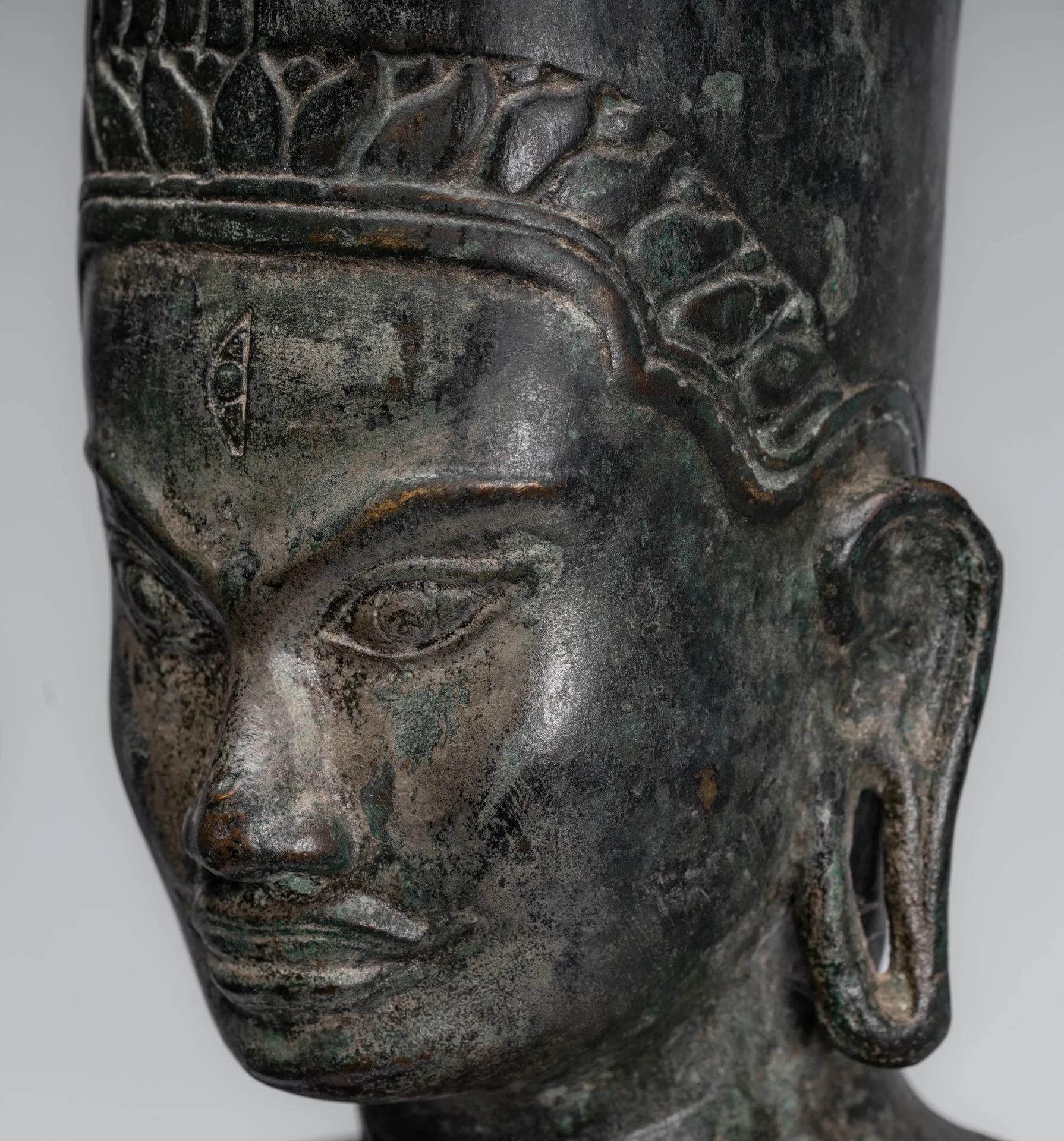 Harihara - Antique Phnom Da Style Bronze Khmer Hari Hara or Vishnu & Shiva - 77cm/31"