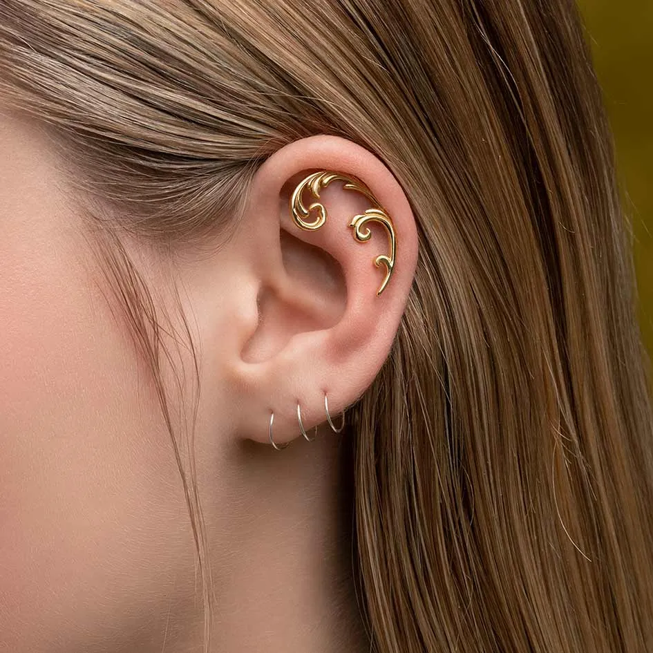 IMPERIAL. Ornate Flourish Arch Stud Earring - Gold