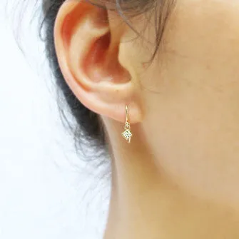 <!--ER605-->dainty earrings with princess cut diamond