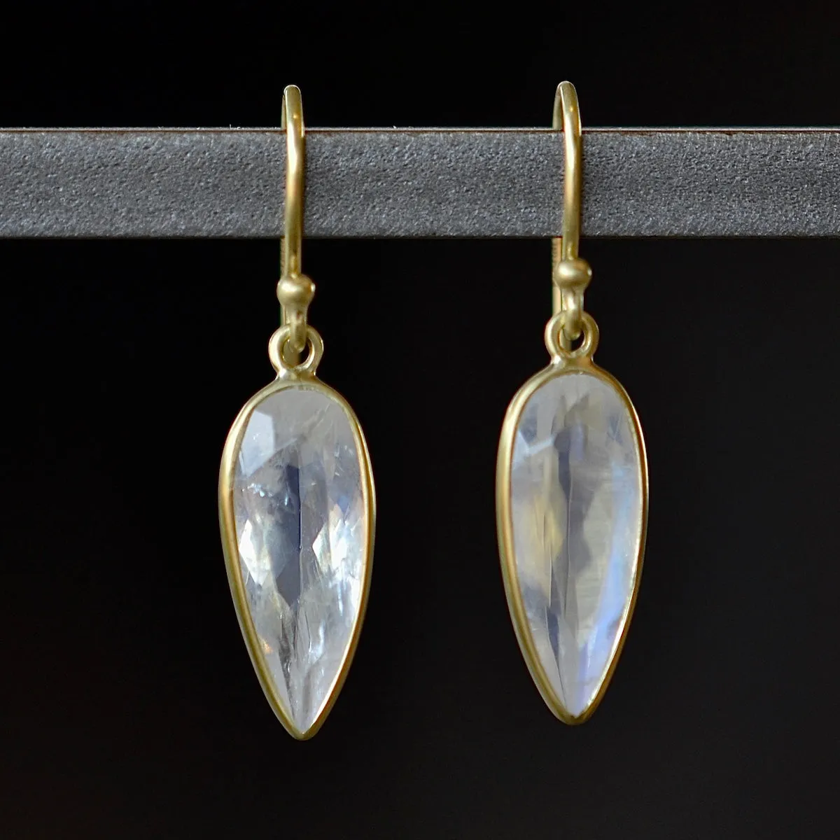 Medium Leaf Earrings