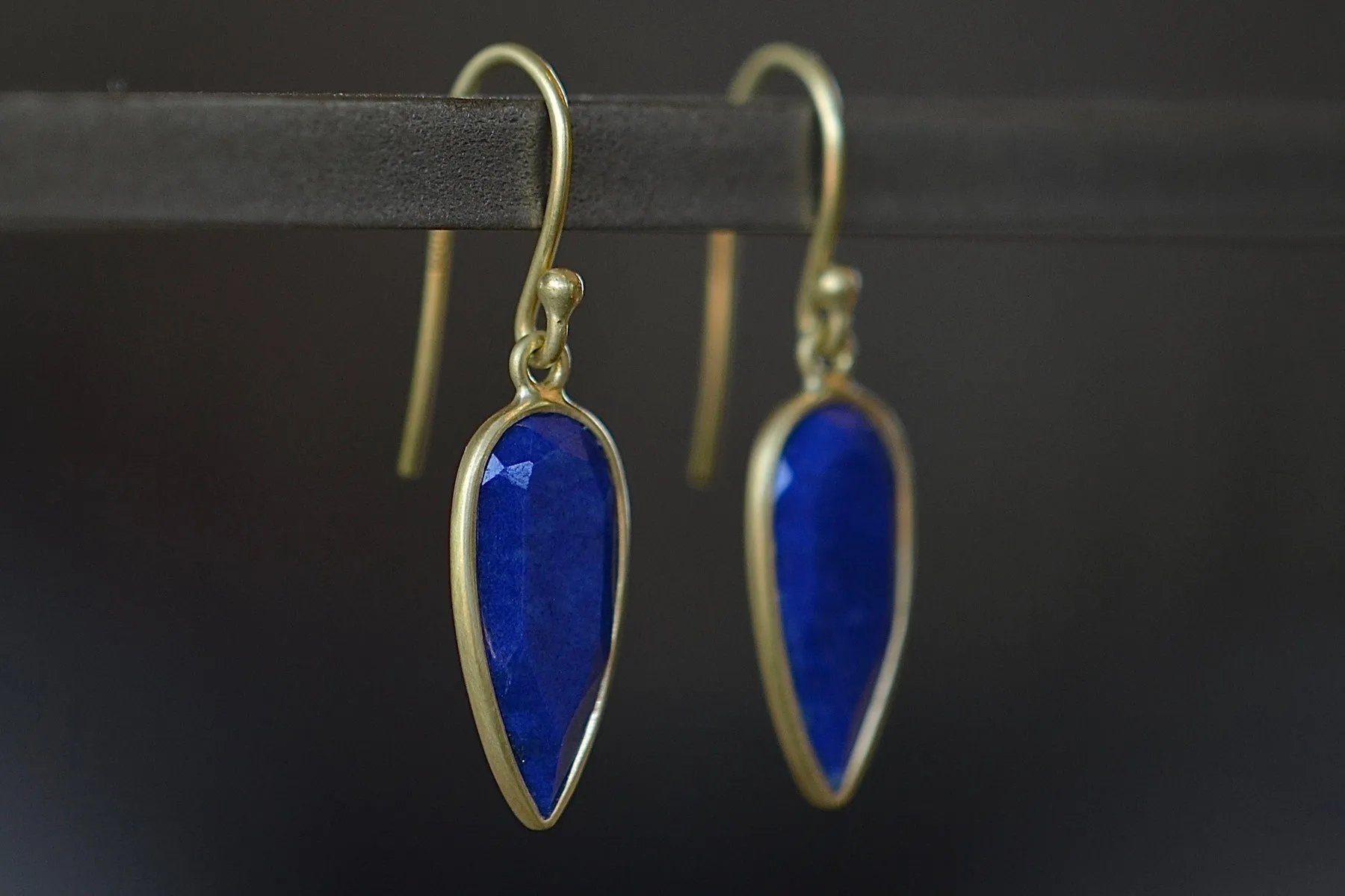 Medium Leaf Earrings