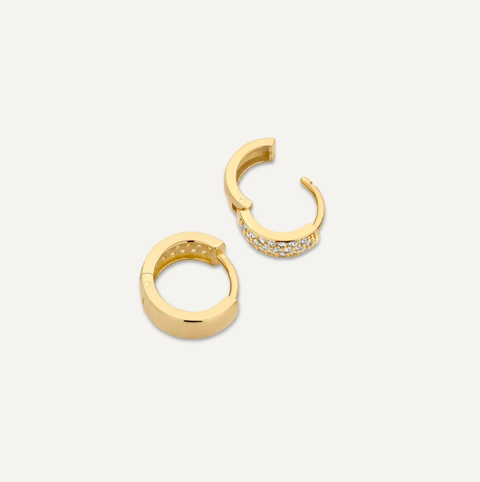 Pavé Cubic Zirconia Bold Small Huggie Hoops (10mm)