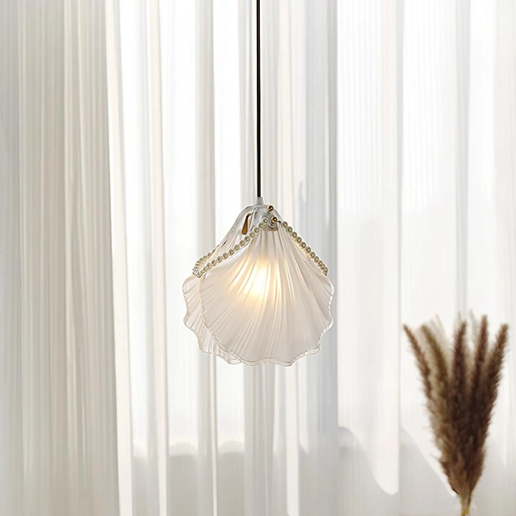 Pearl Shell Pendant Lamp 7.9″- 7.9″