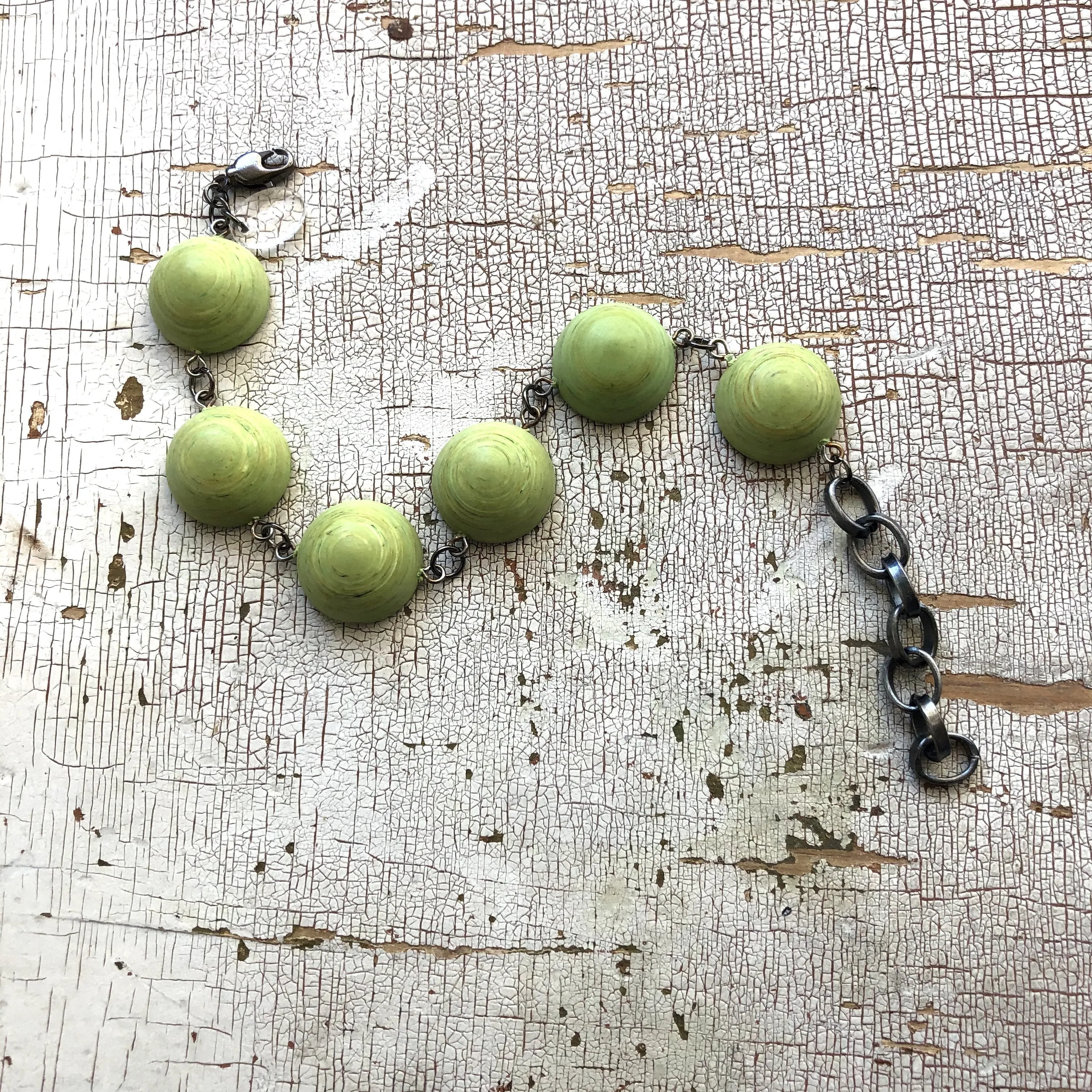 Peridot Green Matte Swirled Disc Stations Bracelet