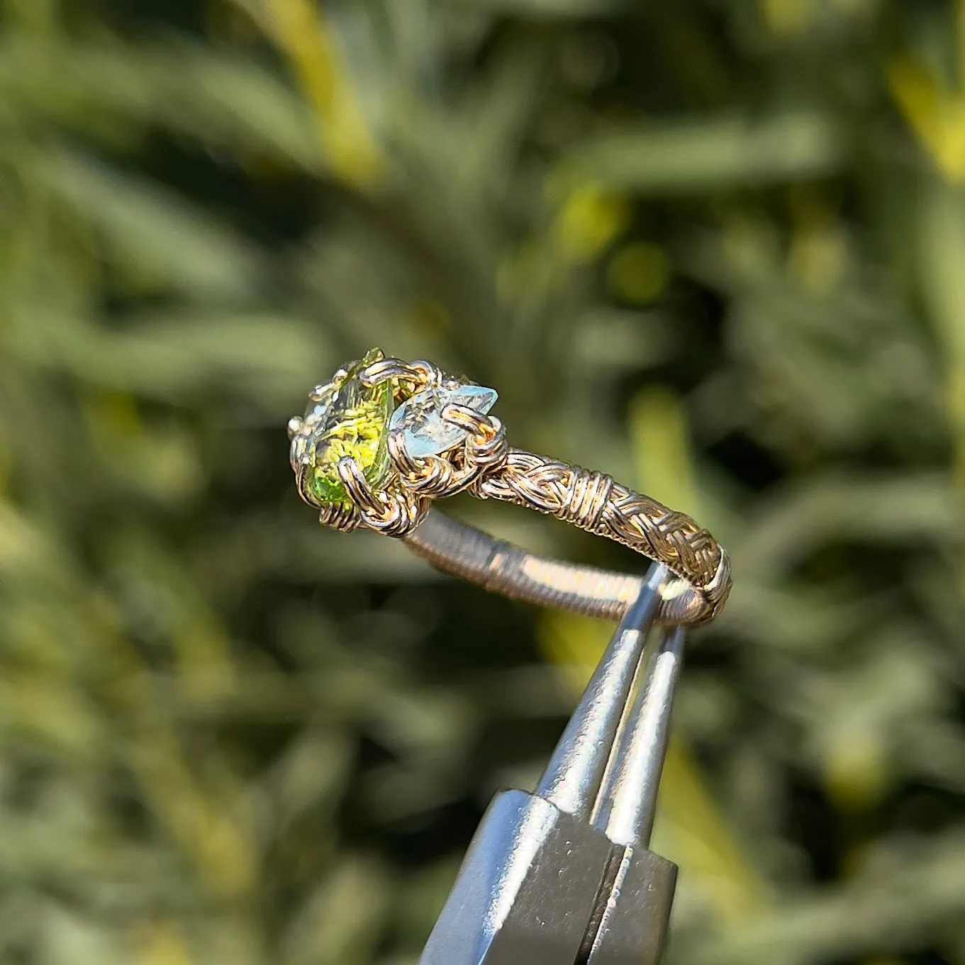 The Eternal Orna Trio Ring ✵ Aquamarine Side Stones✵
